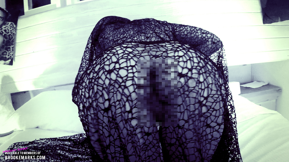 Brooke Marks " Ghost Sex Tape Uncensored " Image 19 EpicPanda Bod...